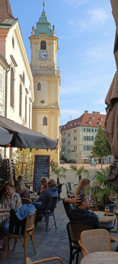 Nice Flat Under The Castle Bratislava Exterior foto